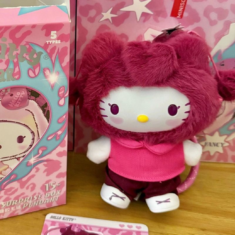 Sanrio Hello Kitty & Friends Pop Star Vinyl Plush Surprise Blind Box