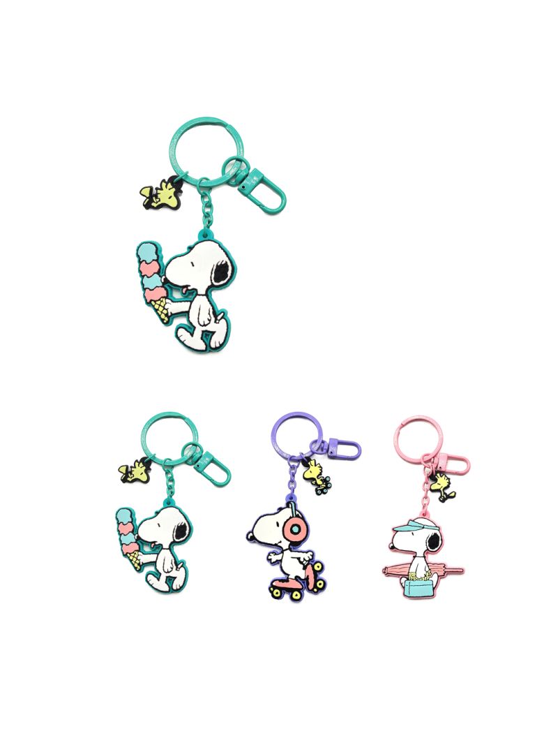 Snoopy Summer Travel Keychain (Assorted Colours)