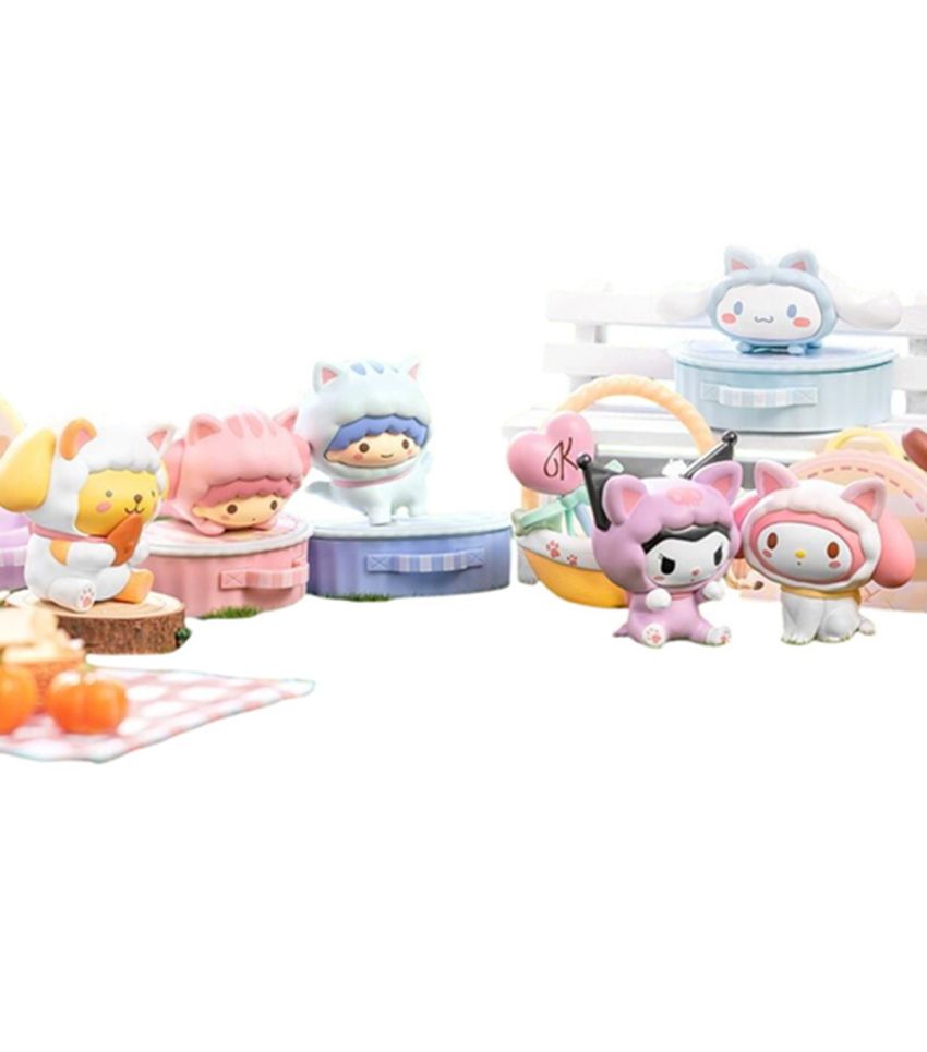 Sanrio Hello Kitty & Friends Hide & Seek Blind Box Figure