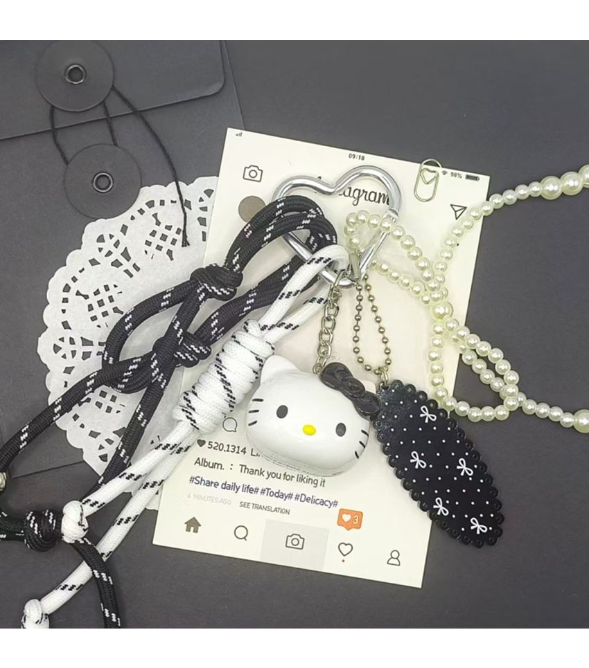 Sanrio Hello Kitty & Friends Hello Kitty Black & White Cute Face Pendant