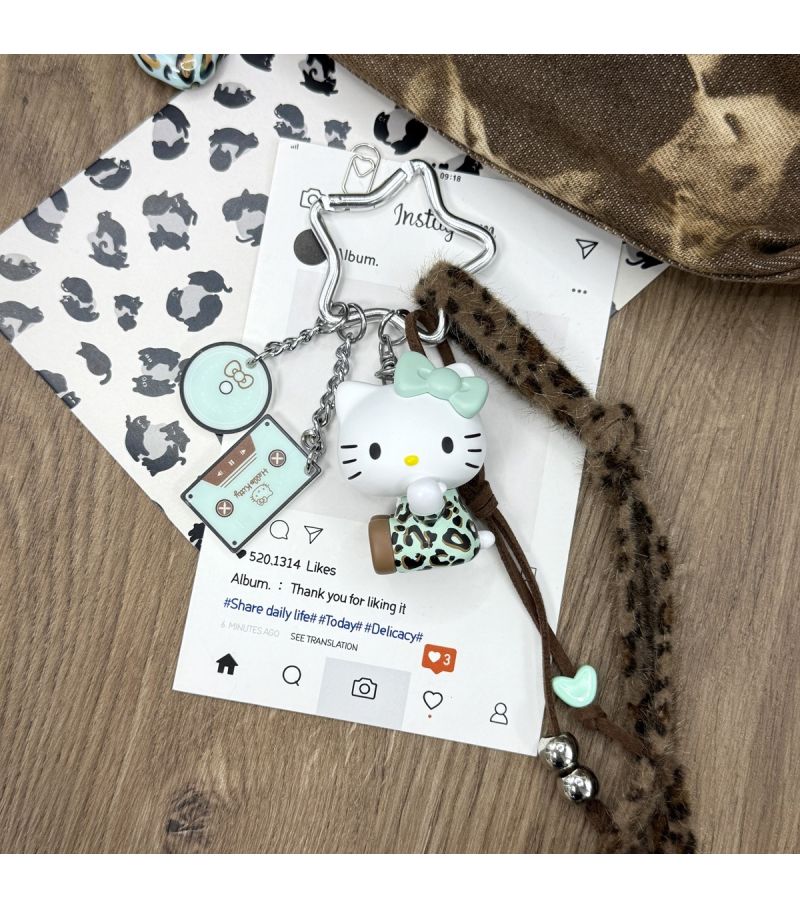 Sanrio Hello Kitty & Friends Hello Kitty Green Leopard Print Sitting Figure Pendant